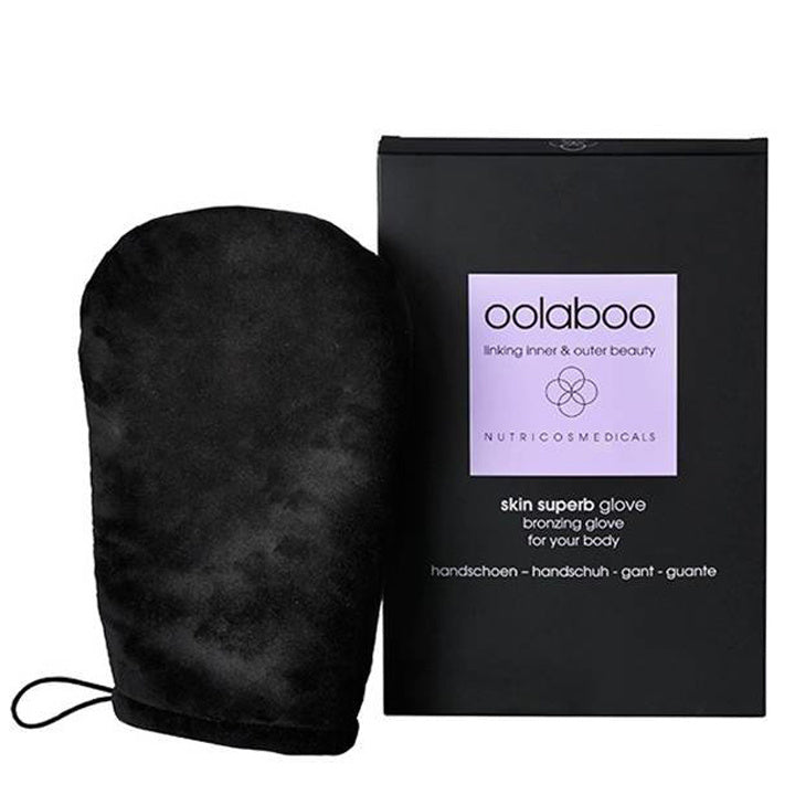 Oolaboo Skin Superb Bronzing Glove guanto accanto alla scatola