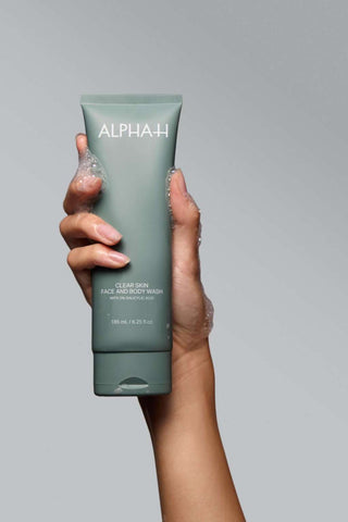 Detergente Viso e Corpo Clear Skin 185ml