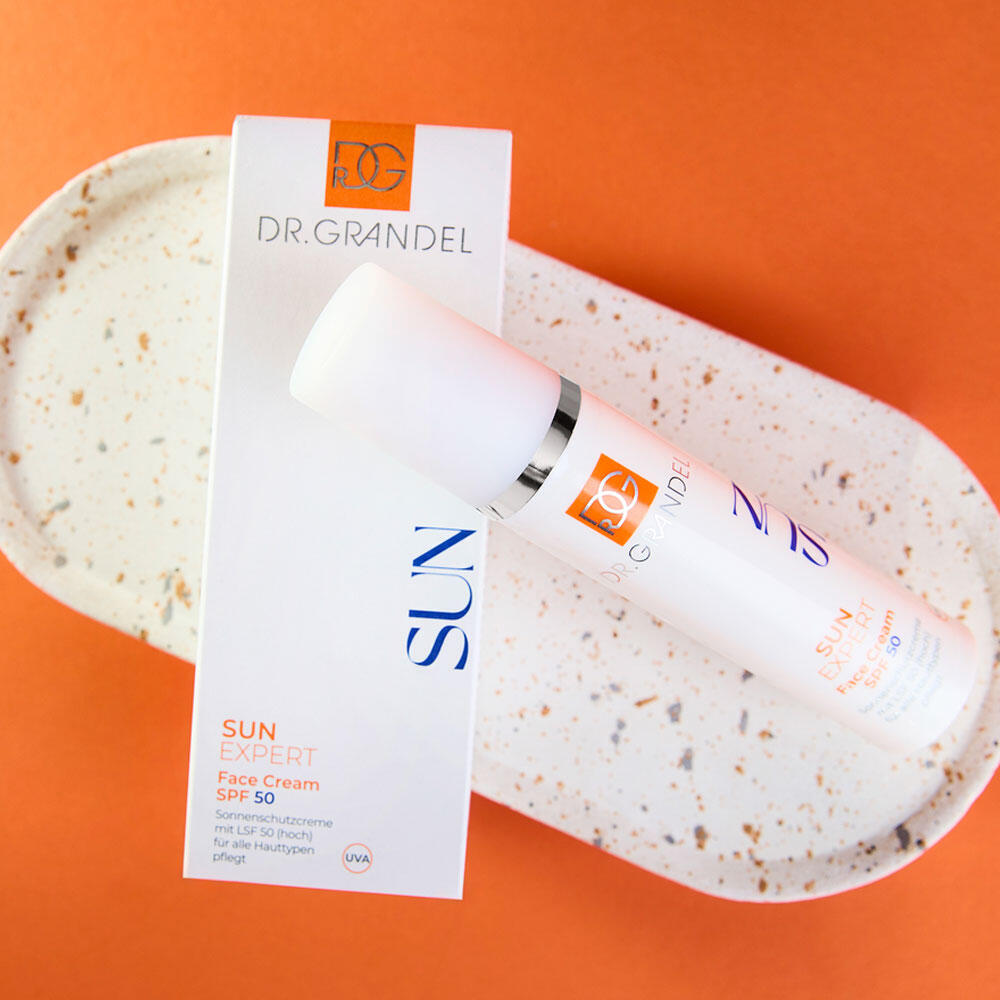 Dr. Grandel SUN Expert Face Cream SPF 50 texture