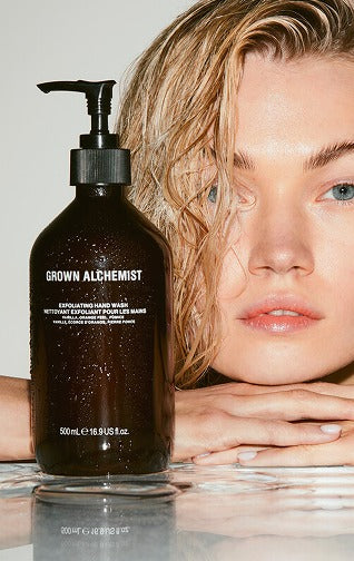 Grown Alchemist Exfoliating Hand Wash ambiente