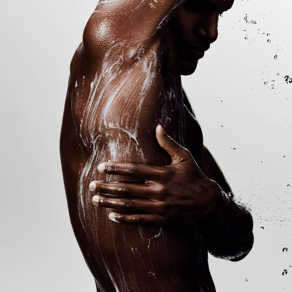 Grown Alchemist Tomorrowland hand & Body wash ambiente