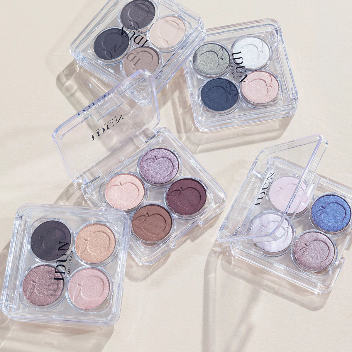 IDUN Minerals Mineral Eyeshadow Palette - Brunkulla ambiente