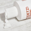 Malin+Goetz Cilantro Hair Conditioner texture flacone