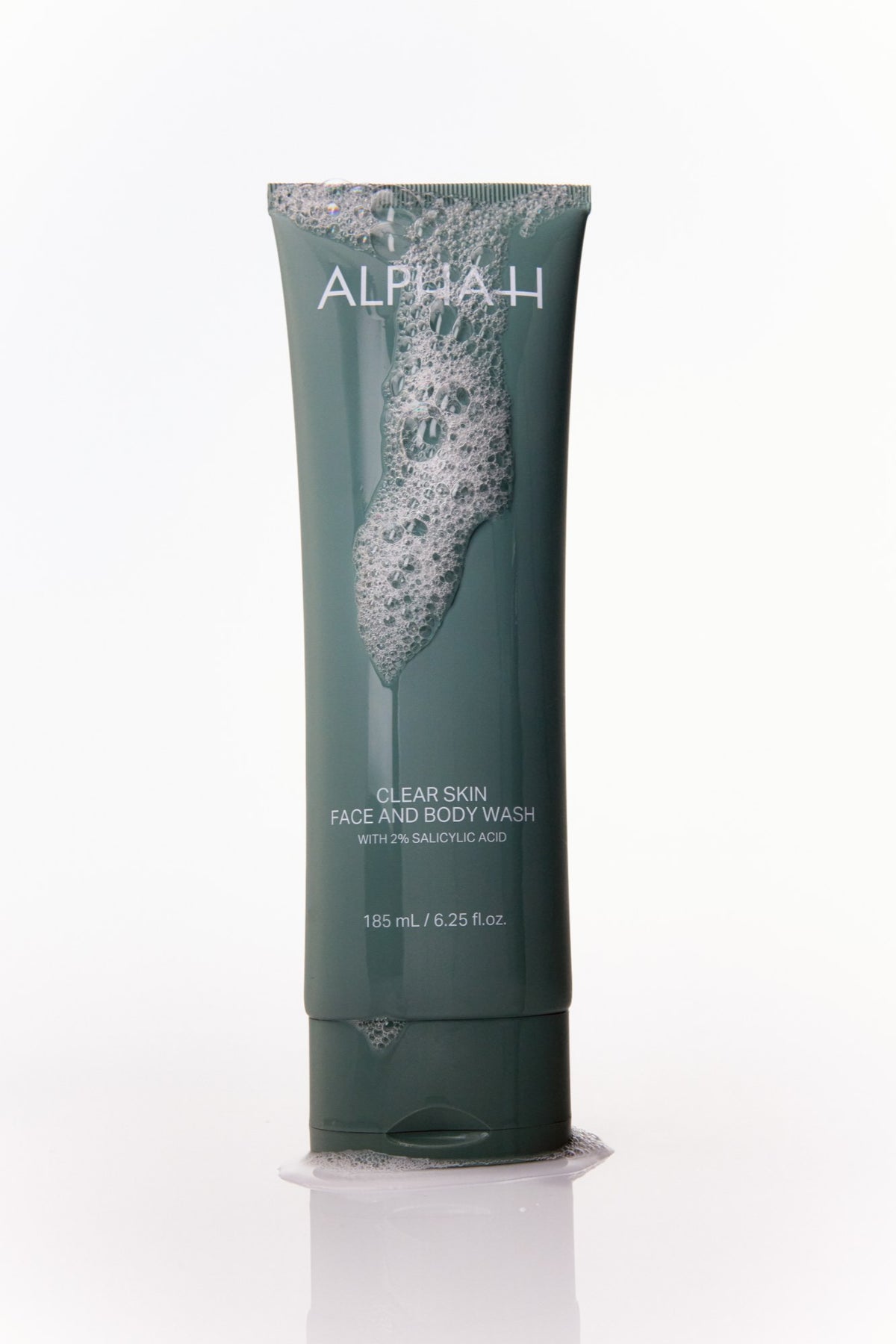 Alpha-H Clear Skin Face & Body Wash tubo con schiuma