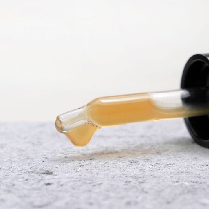 Medik8 Oxy-R Peptides 2x 10ml texture