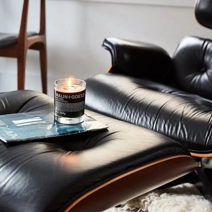 Malin+Goetz Geurkaars - Dark Rum impressione