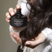 Oolaboo Blushy Truffle Sparkling Oil tra i capelli