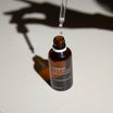 Oolaboo Super Foodies Matcha Infused Oil con contagocce sopra