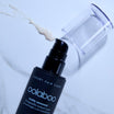 Oolaboo Moisty Seaweed 24 Benefits Instant Cure con texture in crema su marmo