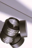 Oolaboo Straight Baobab Pomade vasetto aperto con texture della pomata
