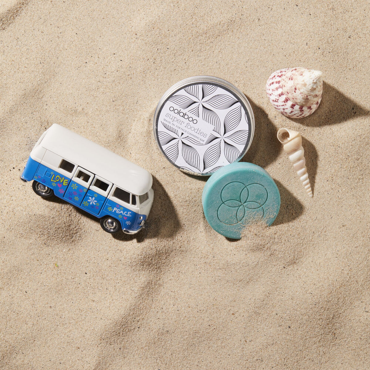 Oolaboo Travel Tin for Face Cleansing Bar nella sabbia