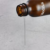 Medik8 C-Tetra Luxe 30ml siero che cola dal flacone